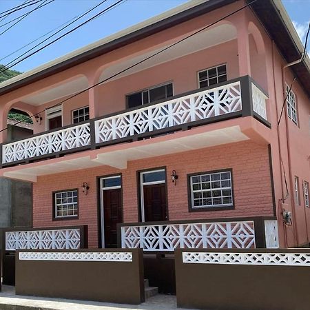 Coco Rose Apartments ซูฟริแยร์ ภายนอก รูปภาพ